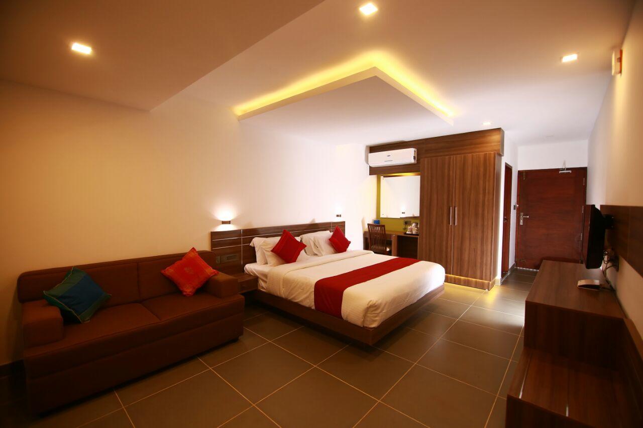 Silver Storm Resort Athirappilly Exteriör bild